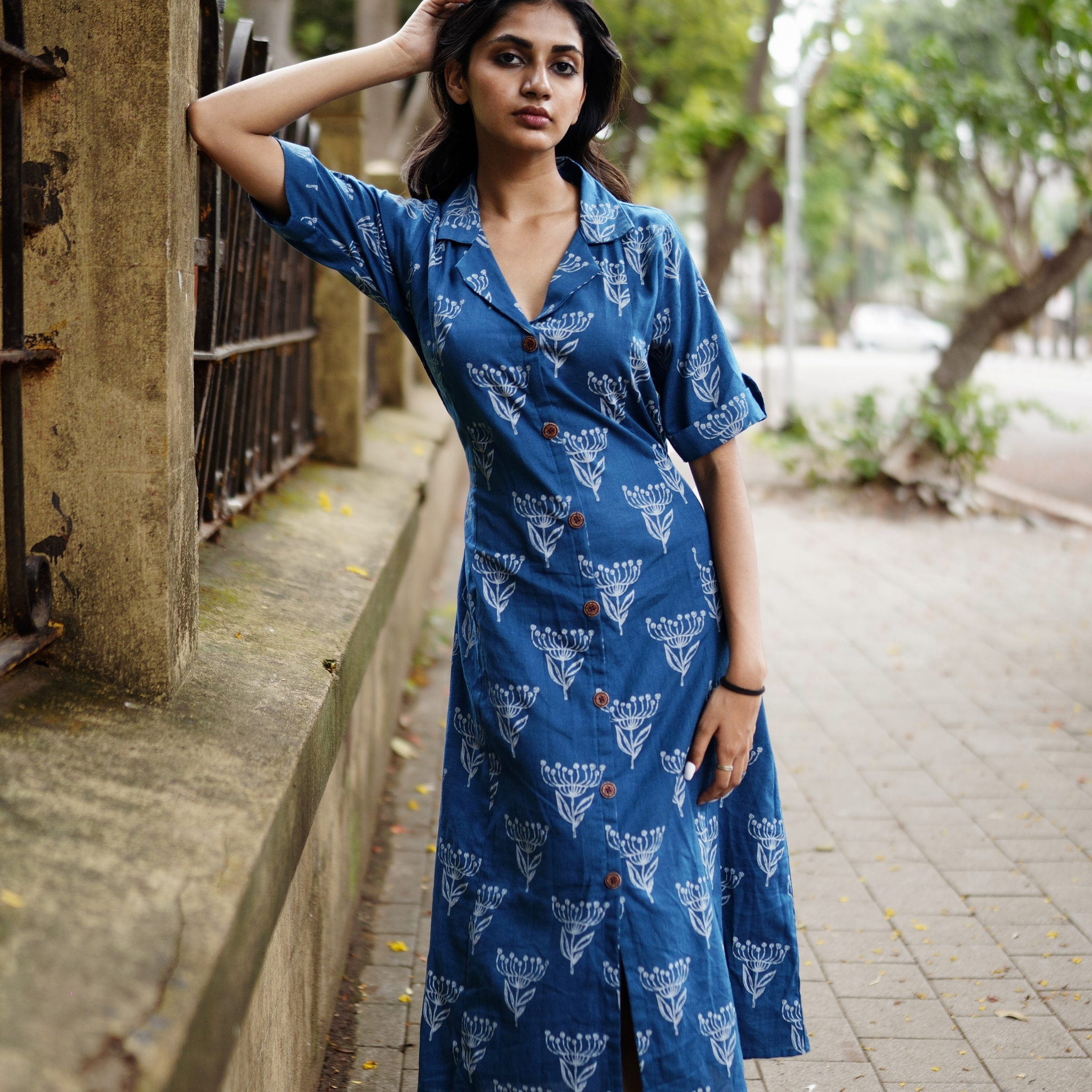 The cinch dress in blue