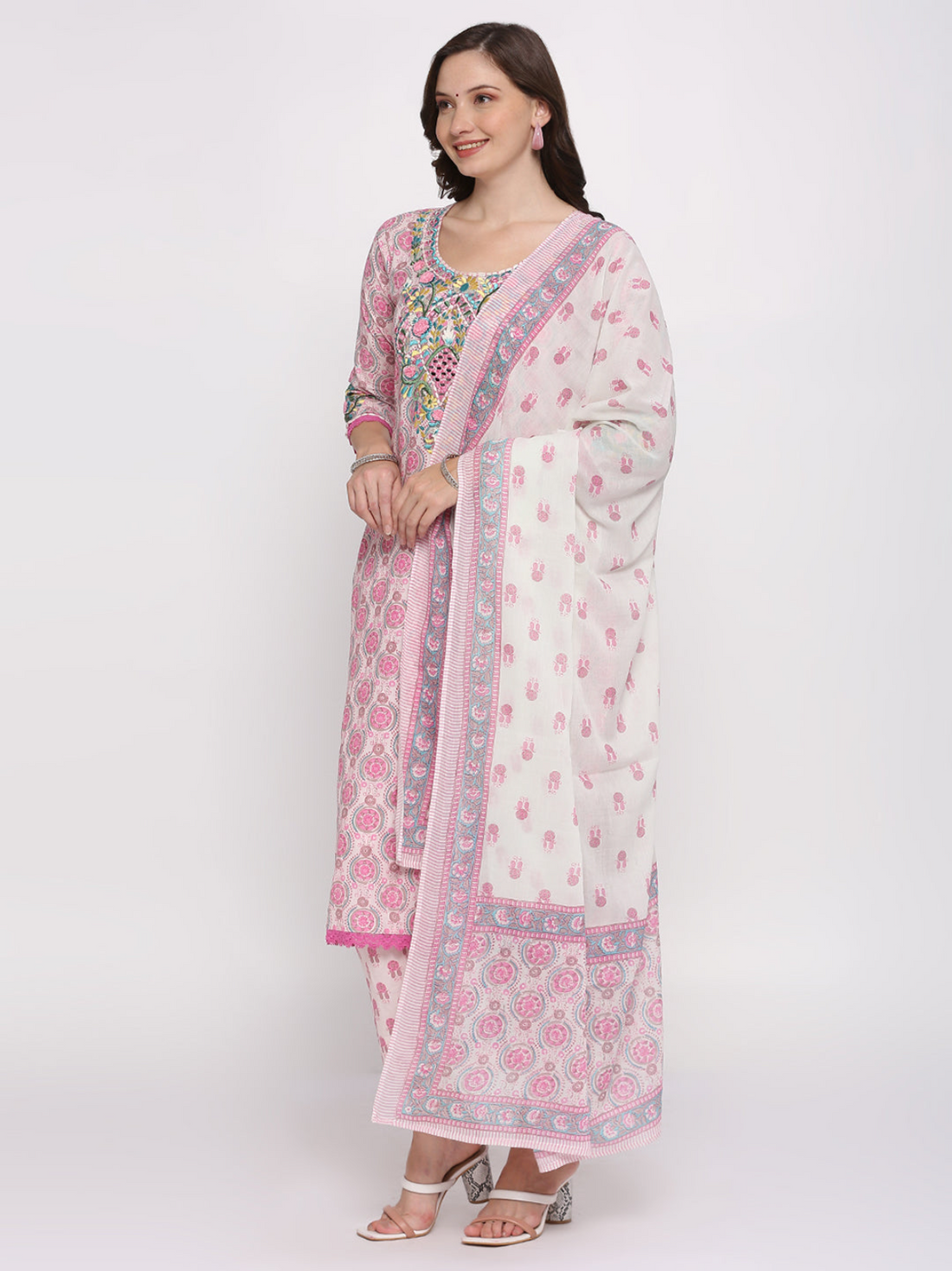 COTTON SCHIFFLI EMBROIDERY KURTA SET IN BABY PINK (SET OF 3)